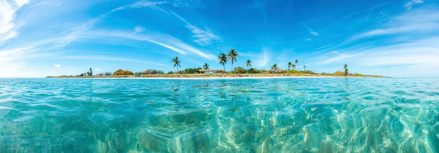Sombrero Beach Rentals, Sleeps 14, Waterfront, Sombrero Beach, Florida Keys Rentals, Private Pool, Dock