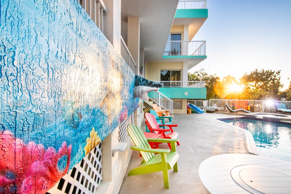 Sombrero Beach Rentals, Sleeps 14, Waterfront, Sombrero Beach, Florida Keys Rentals, Private Pool, Dock  -- Leigh R