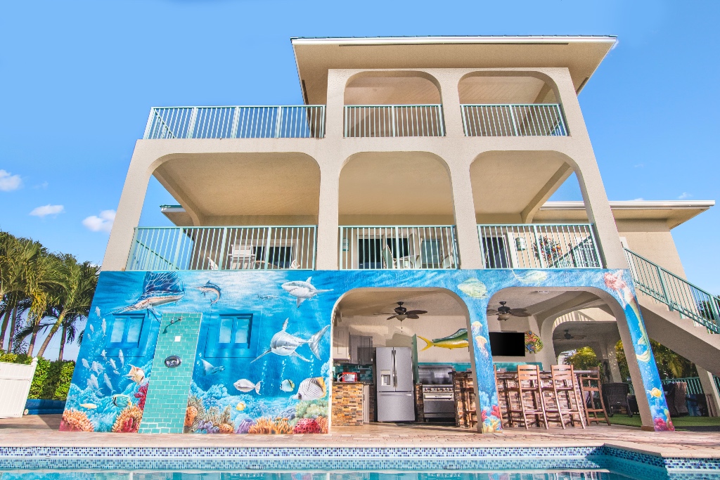 Marathon Florida Rentals, Sleeps 14, Sombrero Beach Rentals, Marathon Florida Vacation Rentals, Private Swimming Pool, Dock, Spa  -- Mitchell M